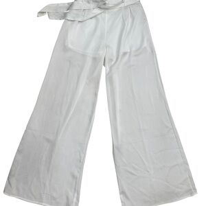 Elegant White Wide-Leg Women's Pants